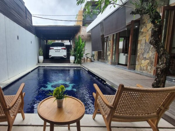 3-Bedroom Villa for Monthly & Yearly Rental in Berawa, Canggu Bali - BVIL744