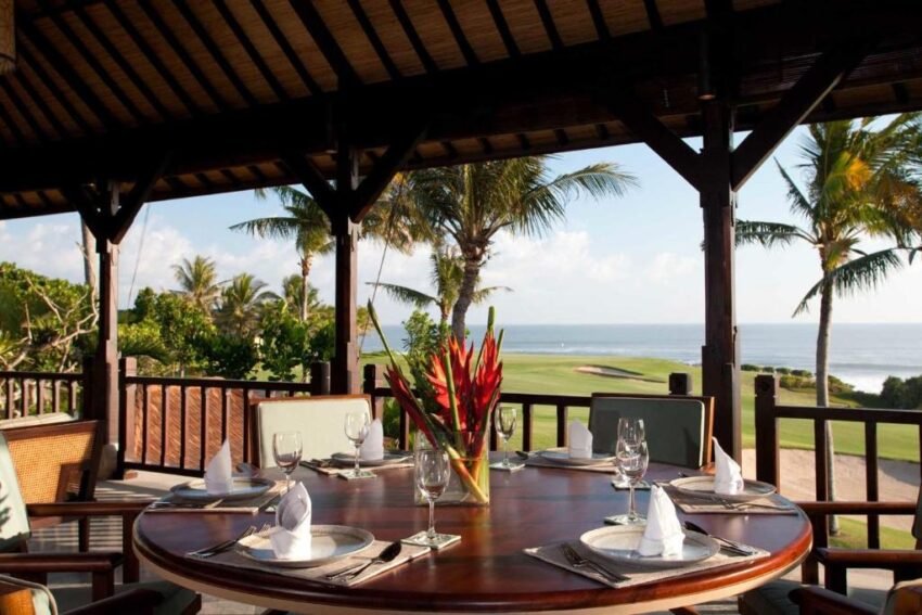 Oceanside 3-Bedroom Villa with Panoramic Sunset Views – Near Tanah Lot – BVI47959