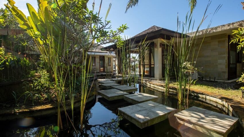 6-Bedroom Luxury Uluwatu Villa – Cliffside Ocean Views and Serene Escape – BVI54831