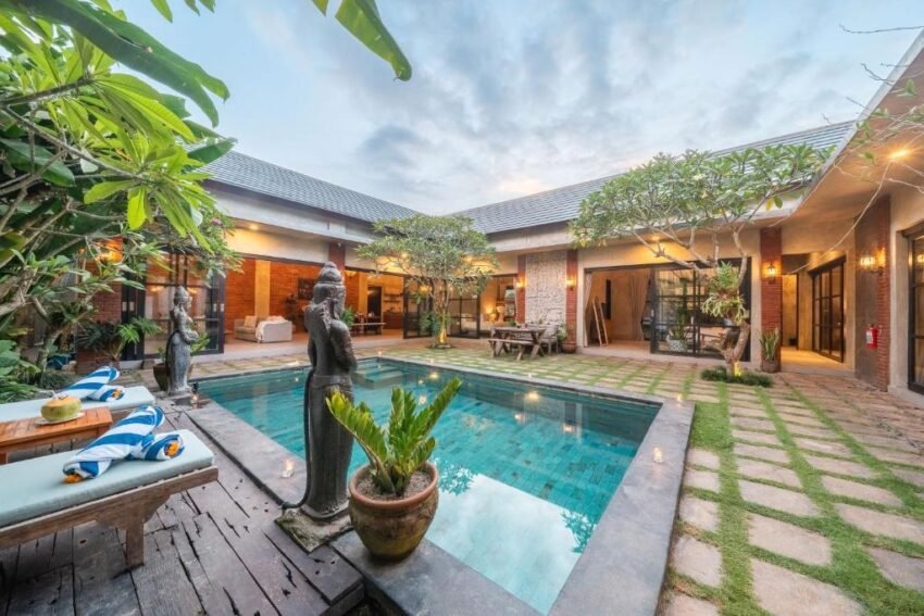Luxury 4-Bedroom Villa with Private Pool in Uluwatu – BVI71662